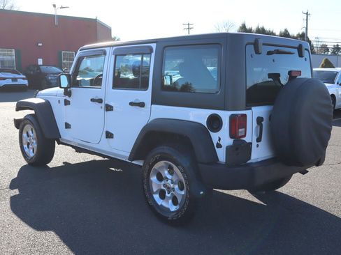 Used 2016 Jeep Wrangler Unlimited Sport image 7