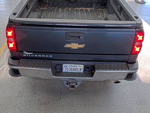 Used 2019 Chevrolet Silverado 2500 W/T AWD/4WD image 6