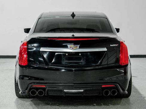Used 2018 Cadillac CTS V w/ Luxury Package image 7