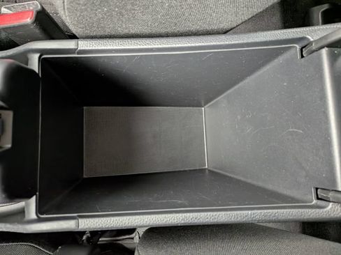 Certified 2024 Honda HR-V LX image 21