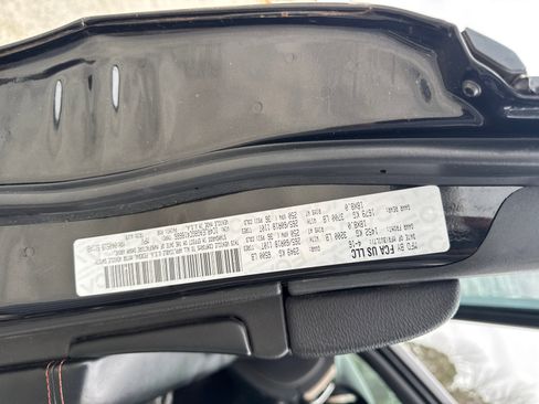 Used 2016 Jeep Grand Cherokee Laredo 75th Anniversary image 31