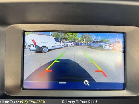 Used 2016 Ford Focus SE w/ SE Sport Package FWD image 21