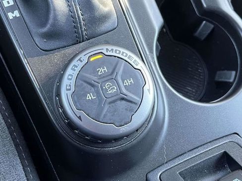 Used 2023 Ford Bronco Big Bend image 31