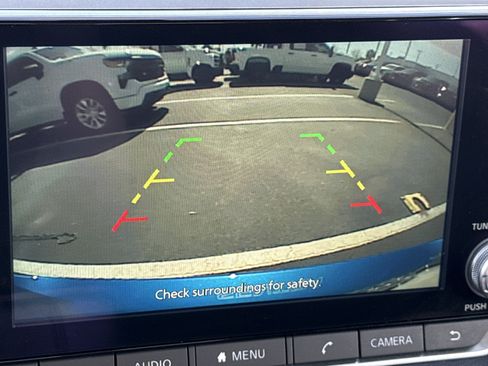 Used 2025 Nissan Sentra SV image 24