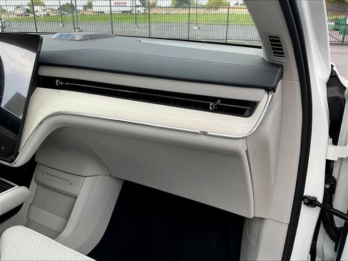 New 2025 Volvo EX90 Ultra image 28