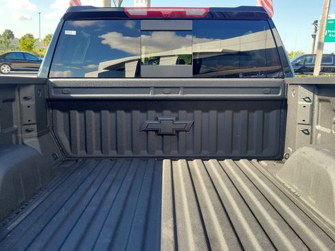 Used 2025 Chevrolet Silverado 1500 High Country image 27