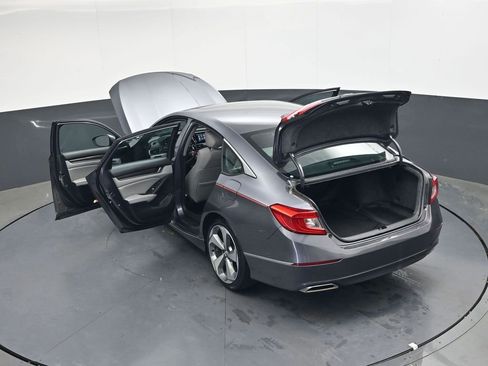 Used 2020 Honda Accord Touring image 37