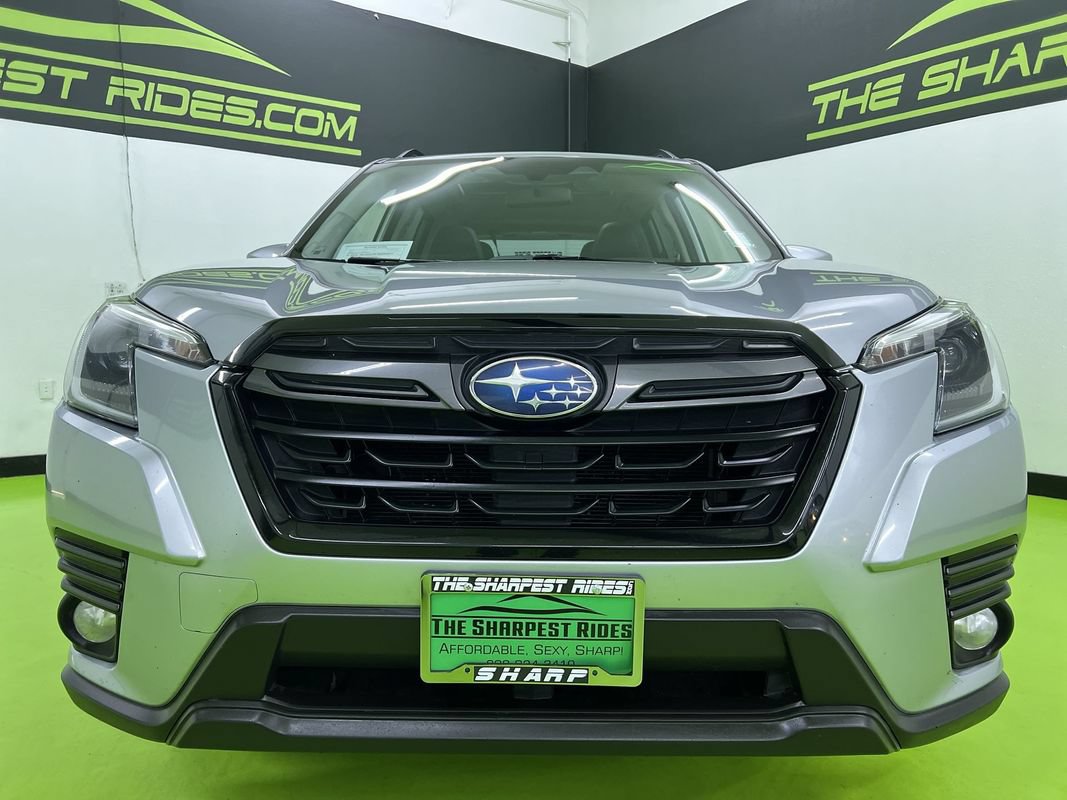 Used 2023 Subaru Forester Limited AWD/4WD image 3