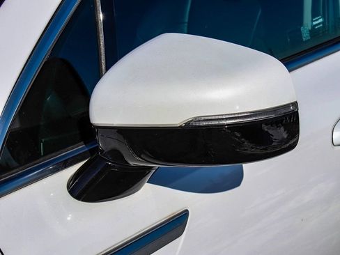 Used 2024 Kia Sorento S image 49