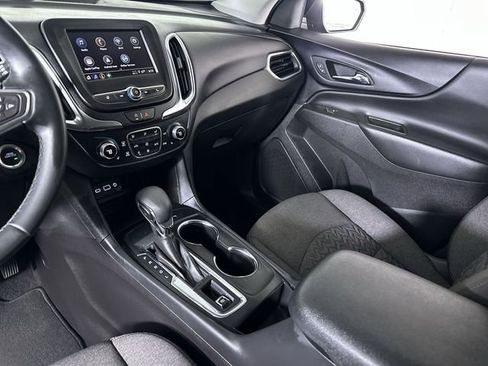 Used 2024 Chevrolet Equinox LT image 36