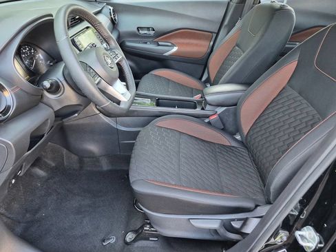 Used 2021 Nissan Kicks SR FWD image 11