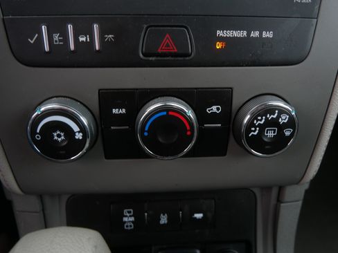 Used 2016 Chevrolet Traverse LS AWD/4WD image 27
