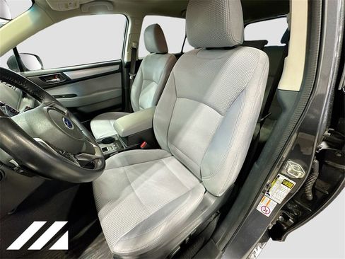 Used 2019 Subaru Outback 2.5i Premium image 22