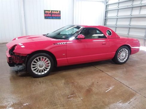 Used 2004 Ford Thunderbird RWD image 5