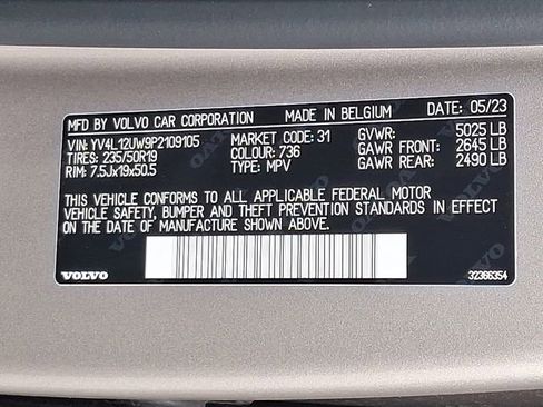 Used 2023 Volvo XC40 B5 Plus w/ Climate Package AWD/4WD image 27