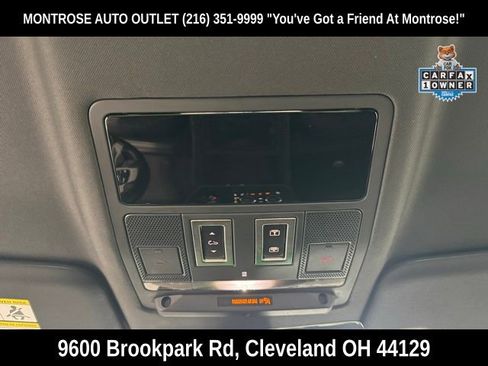 Certified 2024 Land Rover Defender 110 SE image 22