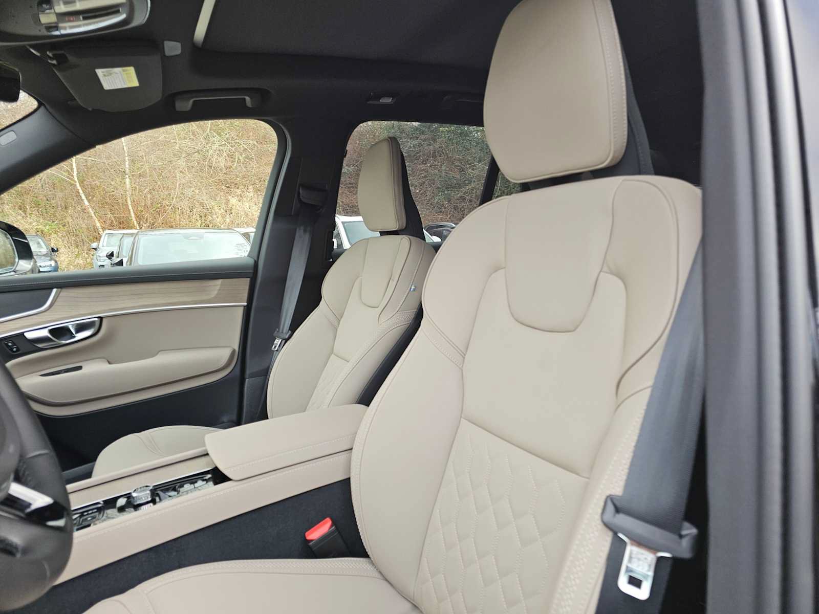 New 2026 Volvo XC90 T8 Plus w/ Protection Package AWD/4WD image 25