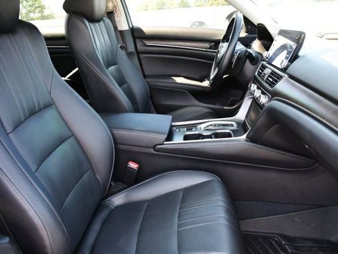 Used 2021 Honda Accord Touring image 35