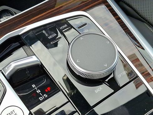 New 2026 BMW X5 xDrive40i w/ Parking Assistance Package image 14