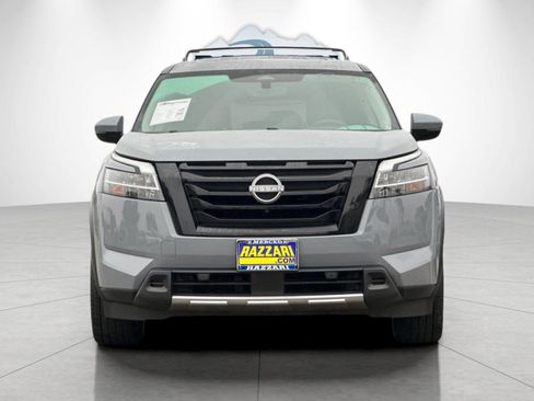 Used 2023 Nissan Pathfinder Platinum w/ Black Appearance Package image 8