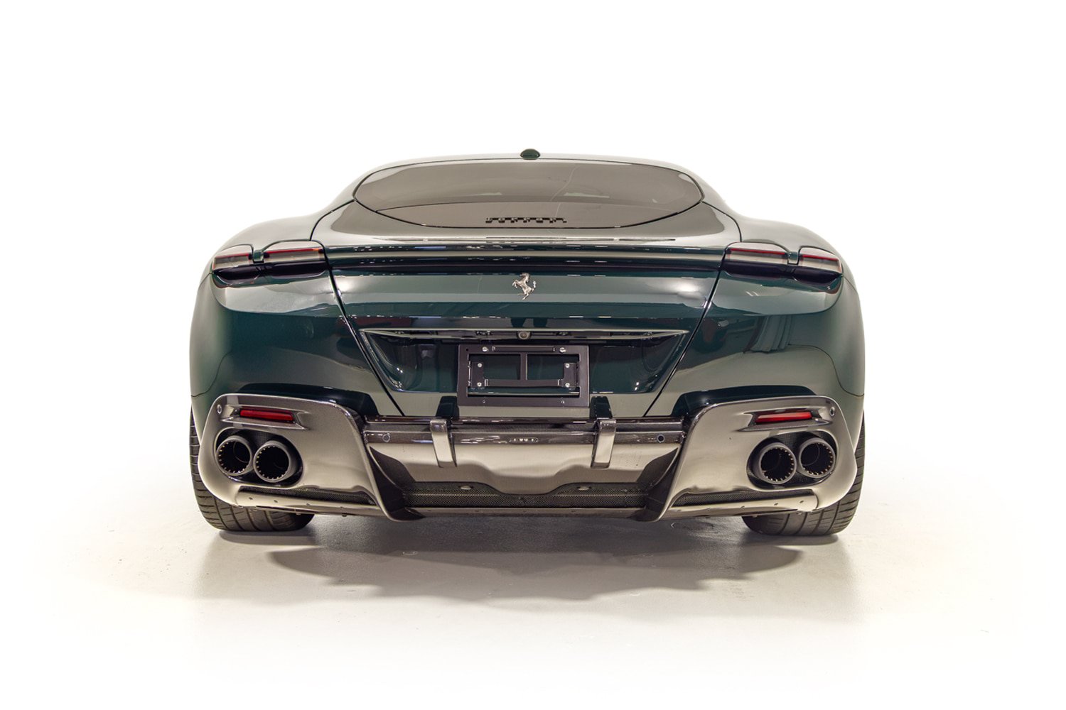 Used 2021 Ferrari Roma RWD image 8