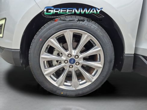 Used 2018 Ford Edge Titanium w/ Equipment Group 301A FWD image 35