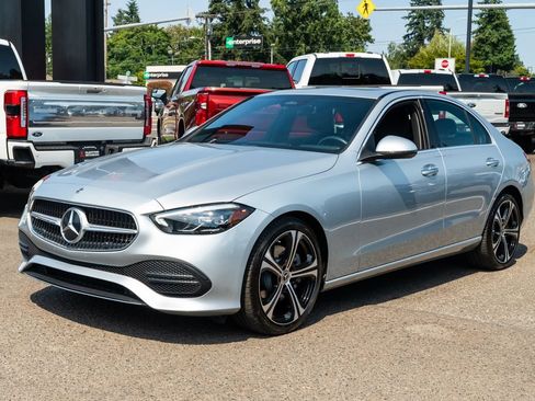 Used 2023 Mercedes-Benz C 300 Sedan image 3