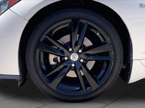 Used 2019 INFINITI Q50 Signature Edition RWD image 10