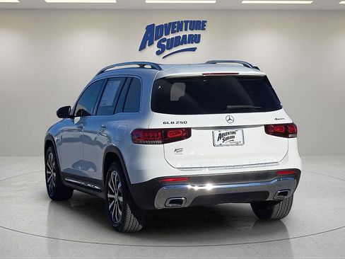 Used 2023 Mercedes-Benz GLB 250 4MATIC image 5