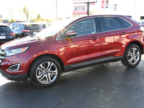 Used 2017 Ford Edge Titanium w/ Equipment Group 302A image 5
