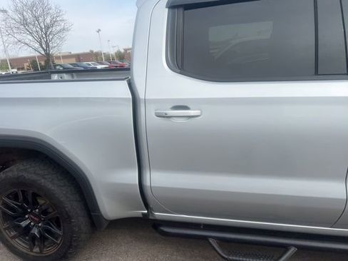 Used 2020 GMC Sierra 1500 Elevation w/ Elevation Value Package image 2