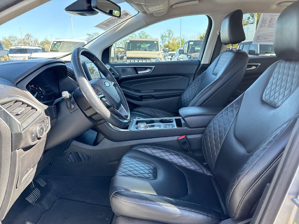 Used 2024 Ford Edge Titanium AWD/4WD image 19
