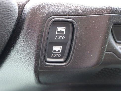 Used 2024 Jeep Wrangler High Altitude AWD/4WD image 25