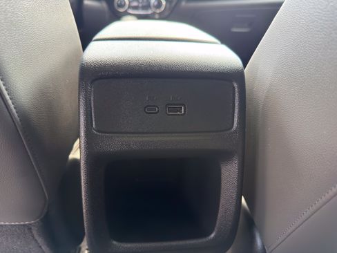 Used 2024 Chevrolet Trax ACTIV w/ Sunroof Package FWD image 19