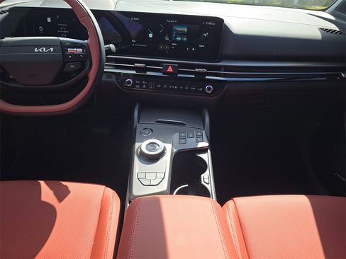 New 2026 Kia Sportage SX Prestige image 15