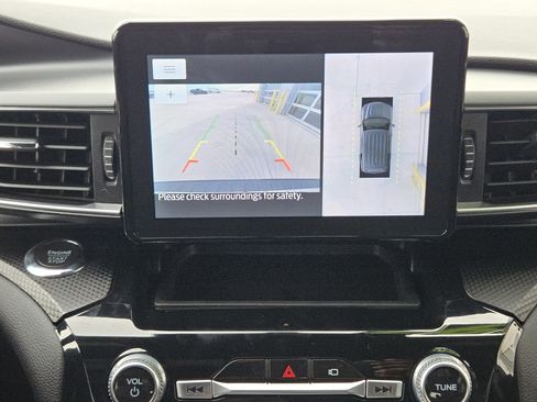 Used 2022 Ford Explorer ST-Line image 20