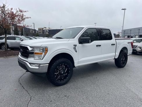 Used 2021 Ford F150 XLT w/ Equipment Group 301A Mid image 9