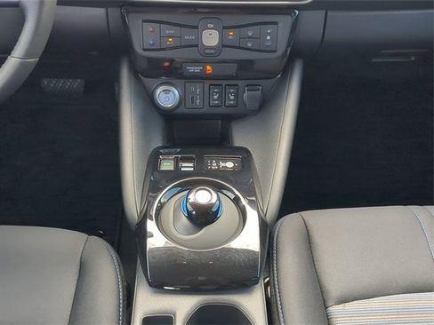 New 2025 Nissan Leaf SV Plus image 18