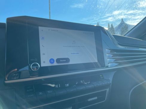 Used 2025 Toyota Camry LE image 20