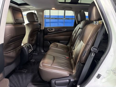 Used 2019 INFINITI QX60 Luxe w/ Sensory Package FWD image 29