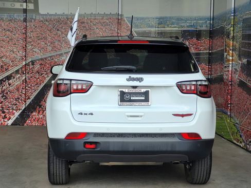 Used 2023 Jeep Compass Trailhawk image 7