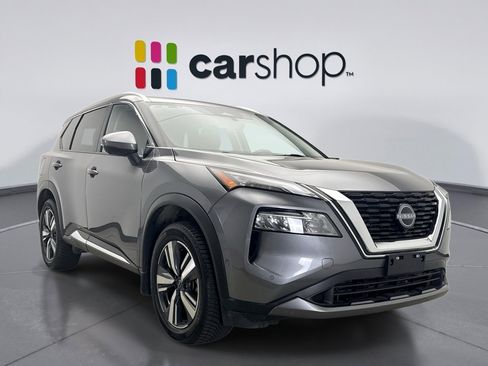 Used 2023 Nissan Rogue SL w/ SL Premium Package image 7