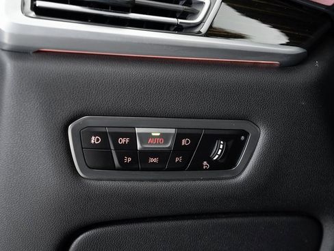 Used 2021 BMW X7 xDrive40i w/ Premium Package image 10