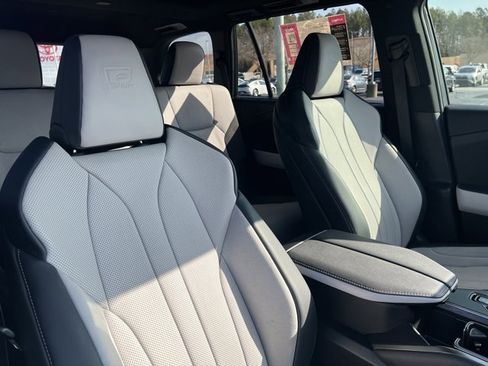 Used 2025 Lexus TX 500h AWD w/ Technology Package image 24