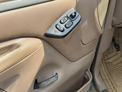 Used 1994 Ford F150 XL RWD image 13