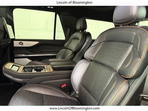 Used 2025 Lincoln Navigator Black Label image 55