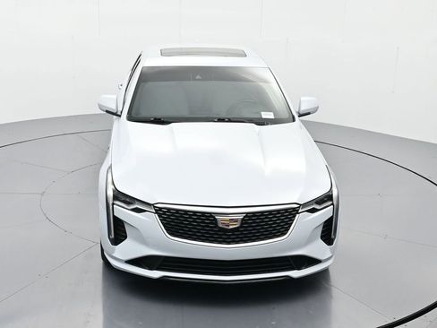 Used 2021 Cadillac CT4 Premium Luxury RWD image 31