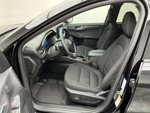 New 2024 Ford Escape Active w/ Tech Pack #2 image 3