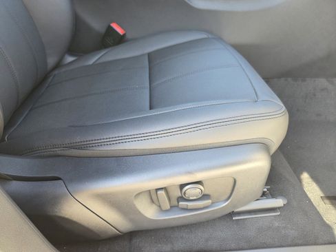 New 2026 Land Rover Range Rover Evoque S image 23