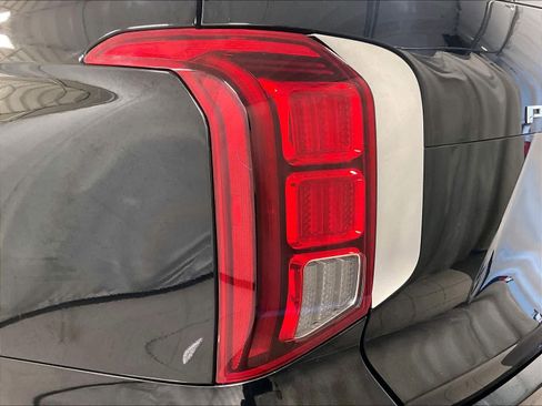 Used 2023 Hyundai Palisade Limited image 35